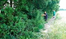 Světýlko na konci tunelu v podobě neskutečné a nekonečné lidské solidarity se ale objevilo rychle. A i my jsme k němu malou kapkou přispěli.
