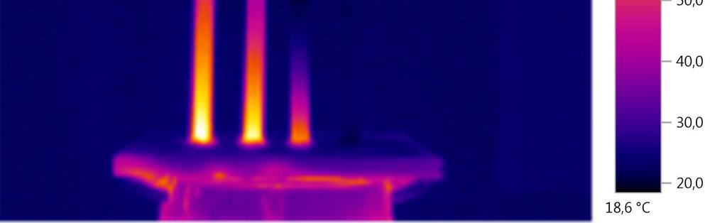 obrázek 6) a nylon v podstatě na ohřívání nereaguje vůbec - čili chová se jako tepelný izolant.