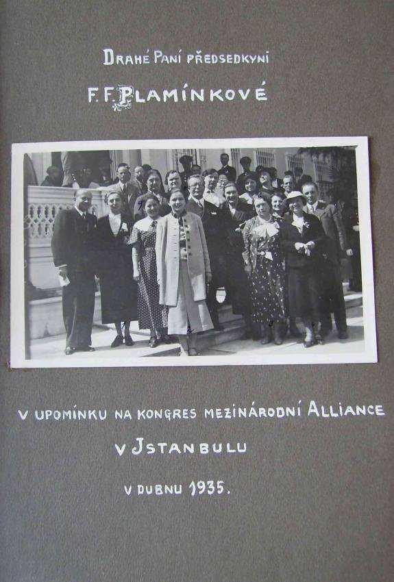 Obr. 38 Drahé paní předsedkyni F.