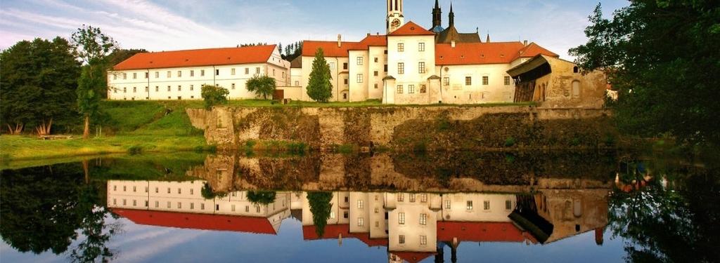 Lokalita a princip řešení Břehy Lipenské nádrže po obou březích a podél řeky
