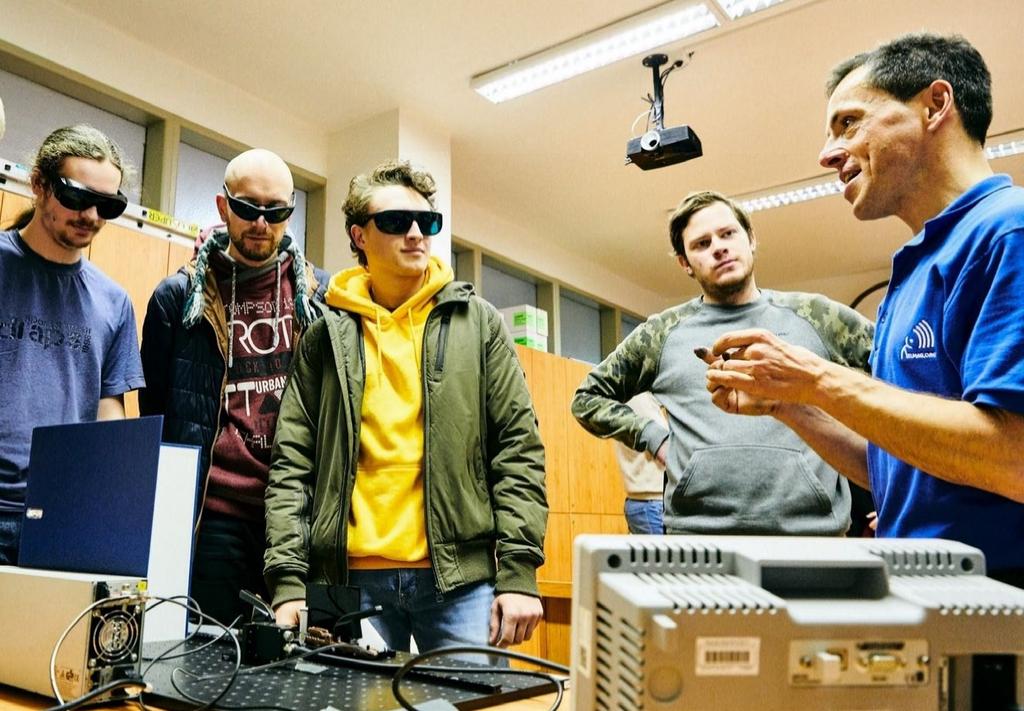 Počty studentů, kteří na FEL získali v r. 2020 titul Bc., jsou uvedeny v následující tabulce: Tabulka 3.