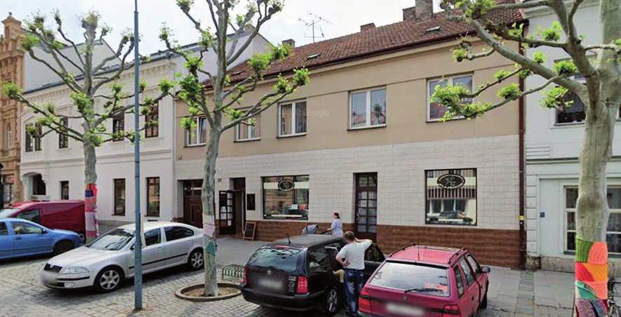 www.zidlochovice.cz Informace ze samosprávy 5 Město poskytuje dotace na fasády, pomáhají soukromým osobám a nově také komerčním objektům na náměstí Mgr.