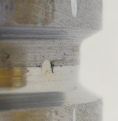 Obrázek 18 - Parametry úkosů použitých v experimentální části diplomové práce; nalevo V úkos; napravo U úkos (tulipán) Při obrábění úkosů se projevila nevhodná kruhovitost trubek z výroby.