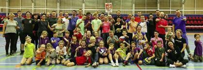 INFORMACE Z VOLEJBALOVÉHO DĚNÍ V BRUŠPERKU V prosinci 2019 a lednu 2020 jsme absolvovali spoustu sportovních i společenských aktivit. Šestkový volejbal V sobotu 14.