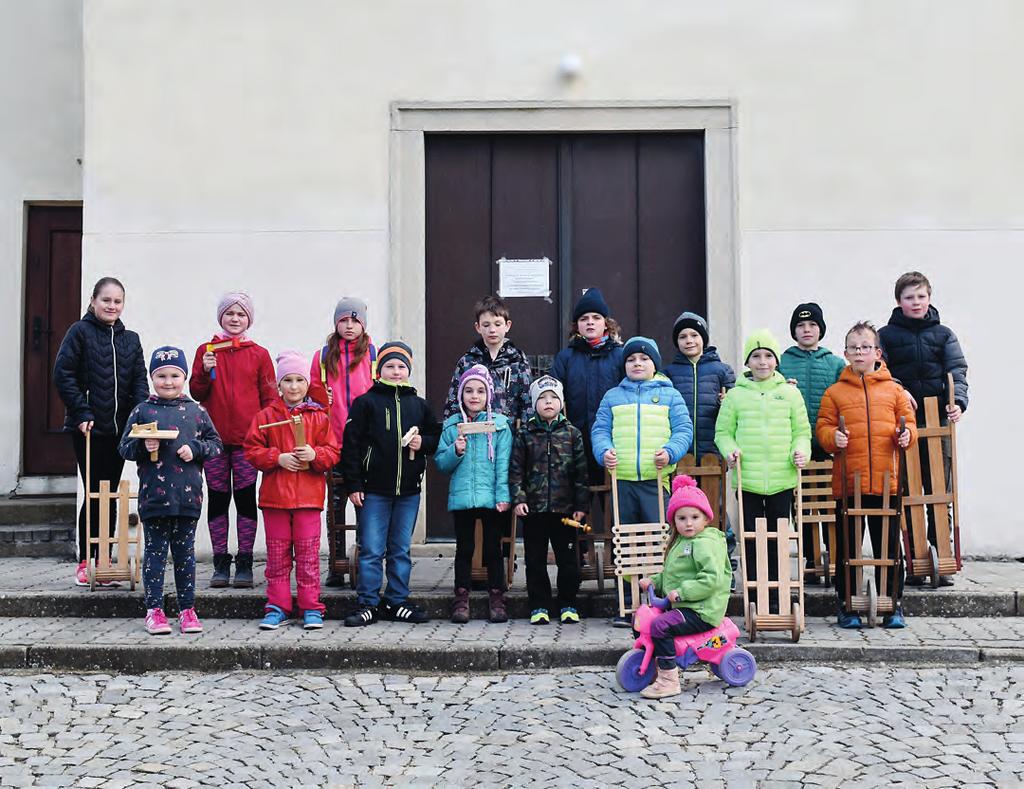 ZPRÁVY Z OBCE Sbírka pro Diakonii Broumov Posláním Diakonie Broumov je pomáhat lidem, kteří se z nějakého důvodu ocitli v krizové životní situaci či na okraji společnosti, například poskytnutím