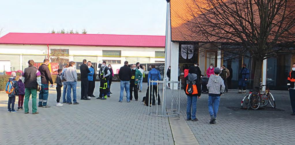 ZPRÁVY Z OBCE Ukliďme Měnín jaro 2021 Sesbíraného odpadu bylo méně než předešlé roky a spíše se jednalo o menší odpadky.