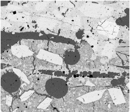 Cleaving of crystals in the vicinity of the crack tip also constitutes a mechanism of energy consumption and toughening.