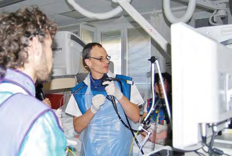 Gastroenterologové Vítkovické nemocnice používají tři nové přístroje KROMĚ NOVÉHO VYBAVENÍ SE VÍTKOVICKÁ GASTROENTEROLOGIE MŮŽE POCHLUBIT DALŠÍM ÚSPĚCHEM.
