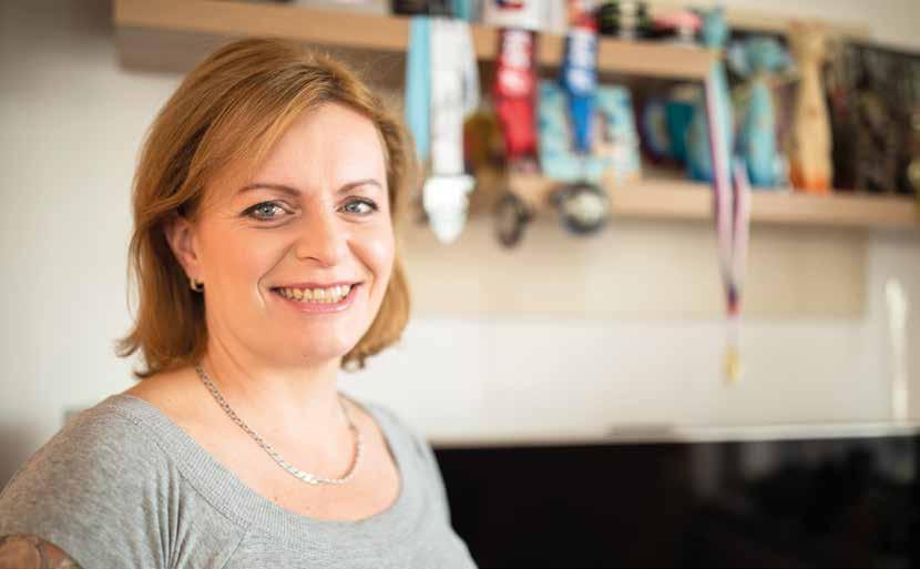 Se stresovou inkontinencí mi pomohla pomůcka Diveen Lucie Stejskalová je šťastně vdaná, má dvě krásné dcery a pracuje v cateringové společnosti jako kuchařka.