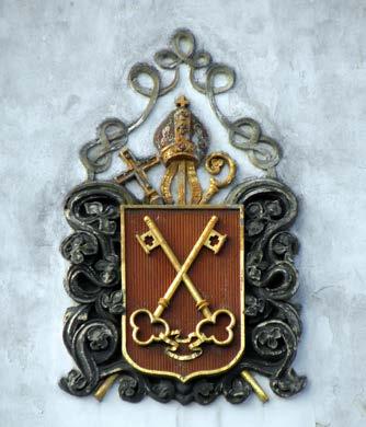Historie od založení Královské kolegiátní kapituly sv. Petra a Pavla králem Vratislavem. V roce 2010, u příležitosti 940. výročí svého vzniku, získala kapitula vzácnou relikvii.