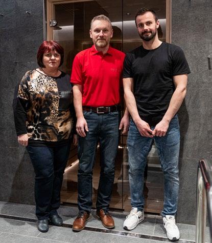 TI SE NYNÍ MOHOU PŘIPRAVOVAT VE ZBRUSU NOVÉM FITCENTRU, KTERÉ