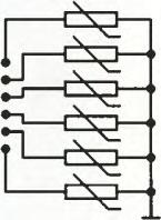 78L05 102 8105 103 o- K2 0 Čem 0 3xout K3 o K4 o Ce C5 -F 47Ourr 00nF 25V R6 R7 0 VO SZ DI SZ D2 5V1 5VI 2 R9-R1 R3 60 C, alebo sa nezniži teplota v kozube