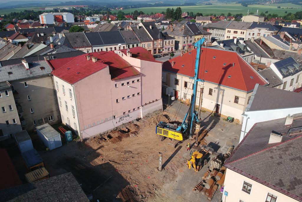 asfaltových pásů použita trvanlivá fólie.