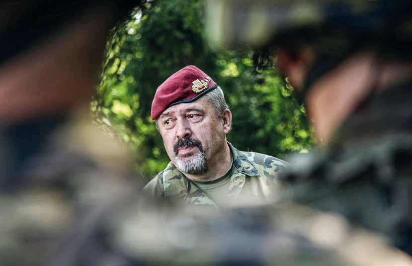 Poděkování Vojáci, vojákyně! Během pandemie jste dokázali, že naše příprava není zbytečná, a že když něco selže, armáda obstojí.