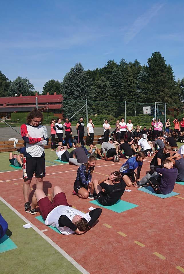 KULTURNÍ, SPORTOVNÍ A JINÉ AKCE 11 Seznamovací kurz pro