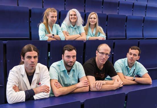 Tým Laboratoře reprodukční medicíny BC pod vedením doc. J.
