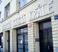 GDPR představuje právní rámec ochrany osobních údajů platný na celém území Evropské unie a hájí práva jejích občanů proti neoprávněnému zacházení s jejich daty a osobními údaji.