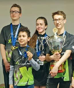 , Tréninkové centrum mládeže Xbowling club se věnuje začátečníkům i zde trénují velmi úspěšní junioři, kteří se pyšní medailemi z mistrovství republiky i Evropy což napomáhá rozvoji