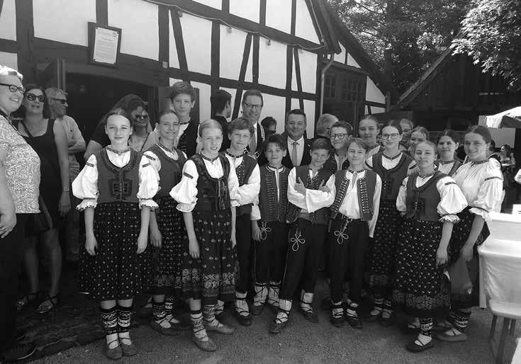 Malá Rusava byla opět u toho Dne 4. června 2019 se konala v německém Salzkottenu oslava již 10. výročí podepsání partnerské smlouvy s naším městem.