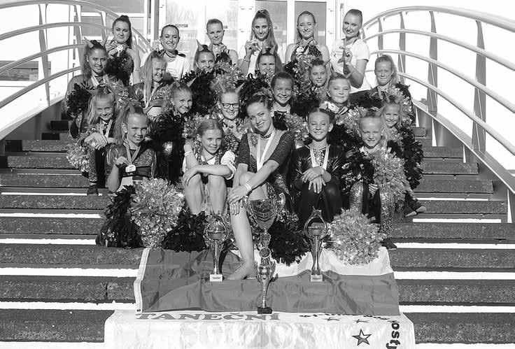 ky), 13. 7. (vzdálená), 14. 7. (jen zahřmění, později 2 bouřky), 19. 7., 21. 7. (2 bouřky), 27. 7. (2 bouřky), 28. 7., 30. 7. (3 bouřky), 31. 7. Převažoval vítr východního (29,0 %), západního (17,2 %) a severozápadního (15,1 %) směru, bezvětří bylo v 12,9 % pozorování.