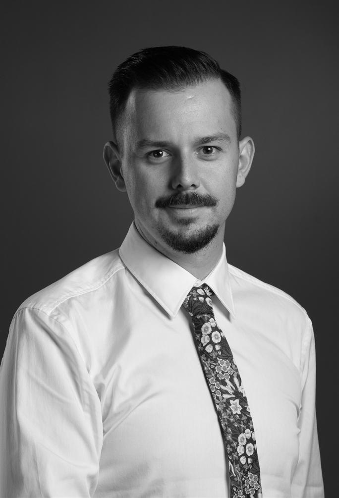 2.6 ROZHOVORY S COUNTRY MANAŽERY SPOLEČNOSTI ELANOR a.s. 2.6.1 SLOVENSKO IVAN ZIZIČ (* 1990) Jaké je vaše vzdělání? Vysokoškolské. Vysoká škola ekonomická v Bratislavě, Slovenská republika.