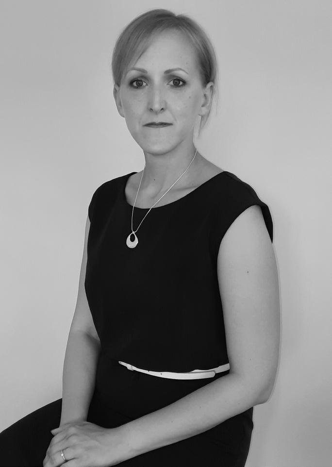 2.6.3 MAĎARSKO AGNES FAZEKAS (* 1982) Jaké je vaše vzdělání? Vysokoškolské. International Business School v Budapešti v Maďarsku. Jak dlouho působíte ve společnosti Od roku 2007.