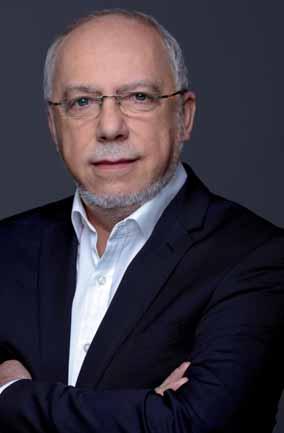 ky BULLETIN LE JUDr. Antonín Mokrý: Vzdělaná advokacie s respektem doma i v zahraničí. absolvoval Právnickou fakultu Univerzity Karlovy v r.