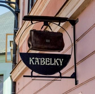A. ÚČEL PROGRAMU Dotaci lze poskytnout na práce související s grafickým návrhem, realizací a instalací označování provozoven na území Pražské památkové rezervace.