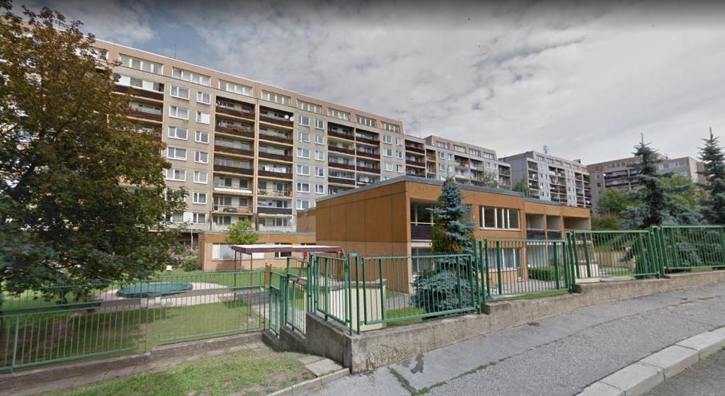Druhá etapa, která se věnovala okolí Komenského náměstí, se už pohybovala v rozdílné struktuře zástavby, jelikož v těchto místech byly původní bloky domů uspořádány do šachovnic na rovném terénu.