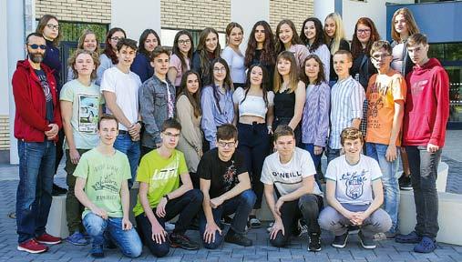 TŘÍDA C1B TŘÍDA C1B Třídní učitel: Počet žáků: Mgr.