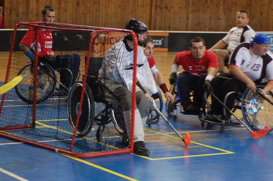 sportovní vyžití lidem s nejtěžším pohybovým handicapem.na elektrických vozících (EWH).