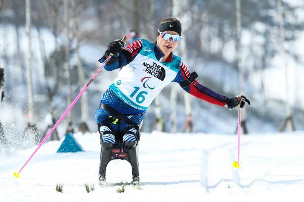 KLASICKÉ LYŽOVÁNÍ Klasické (Severské) lyžování je otevřeno sportovcům s tělesným postižením (poškození míchy, DMO, amputace a Les Autres) ve třídách sedačky a stojících.
