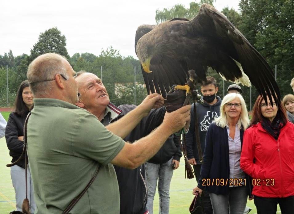 Hned na třetím místě pak doběhl jeho běžecký parťák, který s ním strávil bok po boku většinu závodu Vojtěch Šiml.