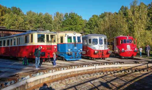 Podzimní setkání motoráků ozdobila znovuzrozená Slovenská strela Legendární motorový vůz M 290.