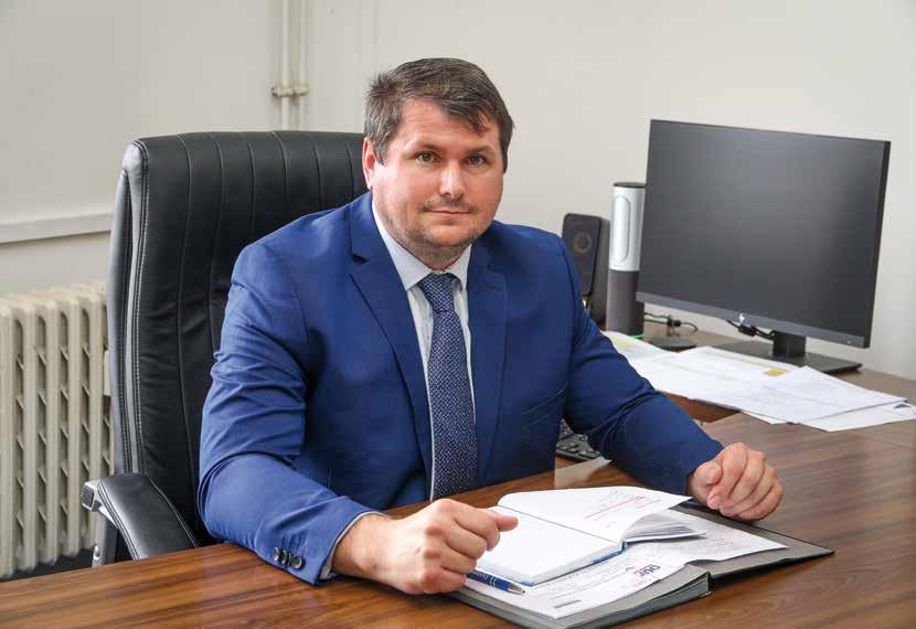ROZHOVOR Zpřísnit podmínky výcviku strojvedoucích nechceme Před půl rokem usedl do křesla ředitele Provozně-technické sekce Drážního úřadu.