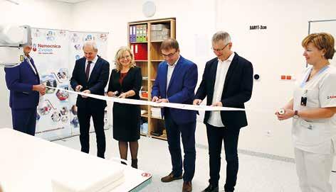 ROČNÍK 13 ČÍSLO 6 PROSINEC 2019 V Krupine otvorili vynovené rádiodiagnostické oddelenie ZREKONŠTRUOVANÉ PRIESTORY A NOVÉ PRÍSTROJE SLÚŽIA VIAC AKO 27 TISÍC OBYVATEĽOM KRUPINY A OKOLIA. Text: Mgr.