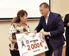 Slavnostně přestřihli pásku zleva: předseda představenstva Vítkovické nemocnice MUDr. Stanislav Jackanin, členka představenstva AGELu Mgr. Zuzana Wojewodová a člen představenstva AGELu Ing.