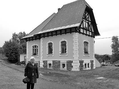 června smutná zpráva o úmrtí paní Rosemarie Kretschmer, významné zástupkyně původních německých obyvatel Rýmařovska vysídlených po druhé světové válce, která se zasloužila o obnovení vztahů mezi