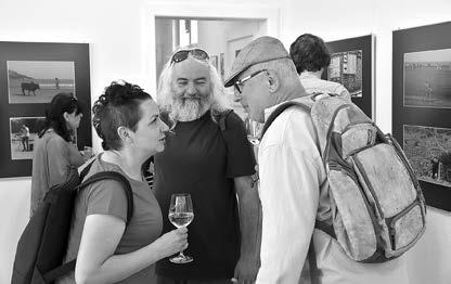 Soubor tvoří sourozenci Krystian Czech (klarinet, klavír, zpěv), Barbara Wysocka (zpěv), Gabriela Dworakowska (housle, zpěv) a profesor Dariusz Kownacki, učitel hry na akordeon na hudebních školách v