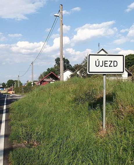 Město Mohelnice finančně podpořilo výstavbu kanalizace v Újezdě Zastupitelstvo města Mohelnice na svém jednání konaném dne 21. 4.