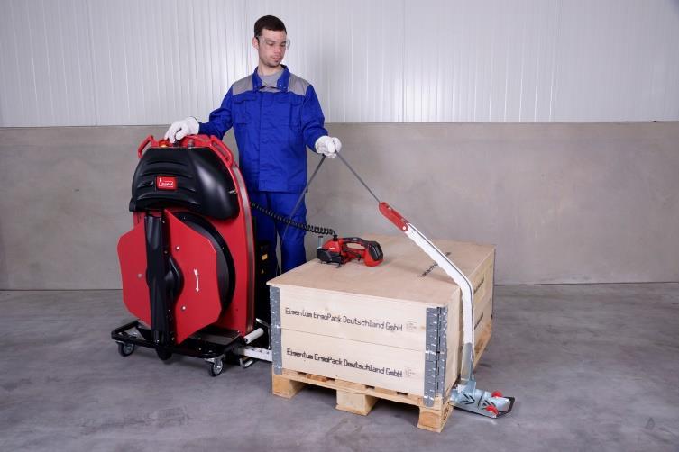8.4 Páskování palet s výškou pod 70 cm s ErgoPack Standard Tool-Lift