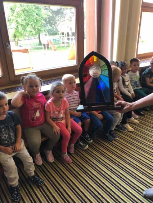 První návštěva v mateřské škole na sebe nenechala dlouho čekat a z Hlučína přijela lektorka seznámit děti