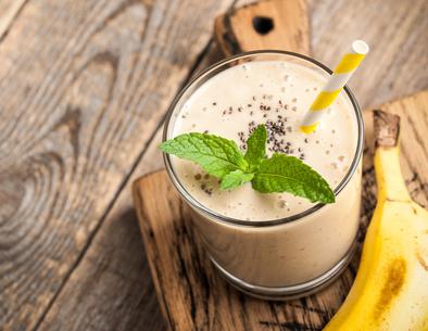 3. Ingredience navíc Můžeme dodat přísady, které ovocné koktejly ozvláštní, jako je rebarbora, kakao, ořechy, skořice, vanilka anebo ovesné vločky.