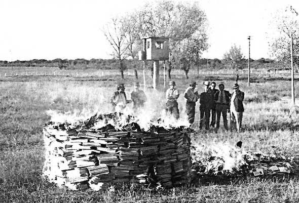 3.2 Knižní cenzura v Argentině Historie kultury a konkrétně literatury v Argentině je rovněž historií cenzury.