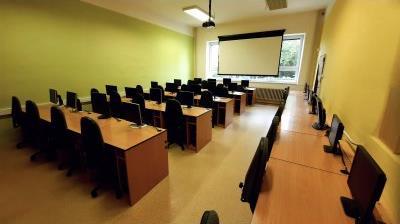 Ve školním roce 2019/2020 škola pořídila 3D tiskárny. Každý žák školy projde zaškolením do základů informačních technologií v povinném předmětu Informační a komunikační technologie v 3., 5.