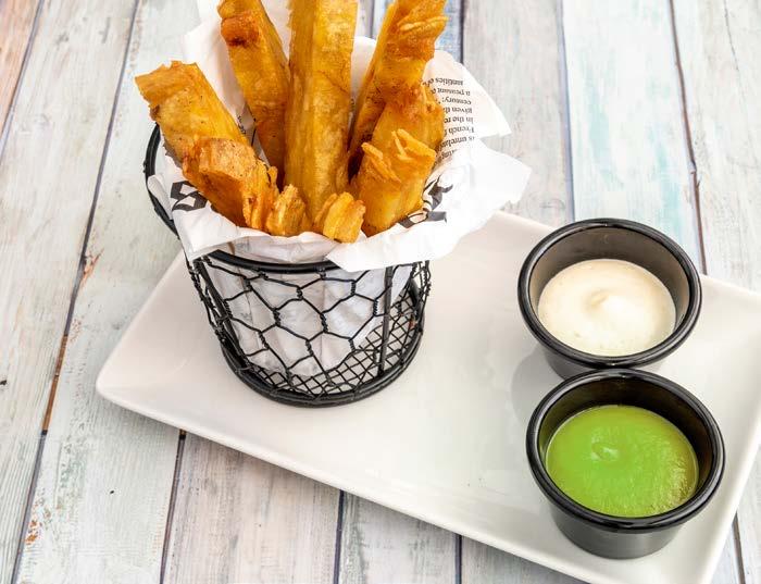 Limetková s jalapeños Limetková s jalapeños Základní 1 limeta 1 jalapeño paprička Do majonézy přidáme šťávu z limetky a nasekanou papričku bez semínek, můžeme ještě promixovat, pálivost bude potom