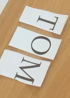 pohybem ruky shora dolů, se správným psaním diakritiky. Jména lze take vyskládat z písmen: DOTAZNÍK: Jak se ti líbí tvoje jméno?