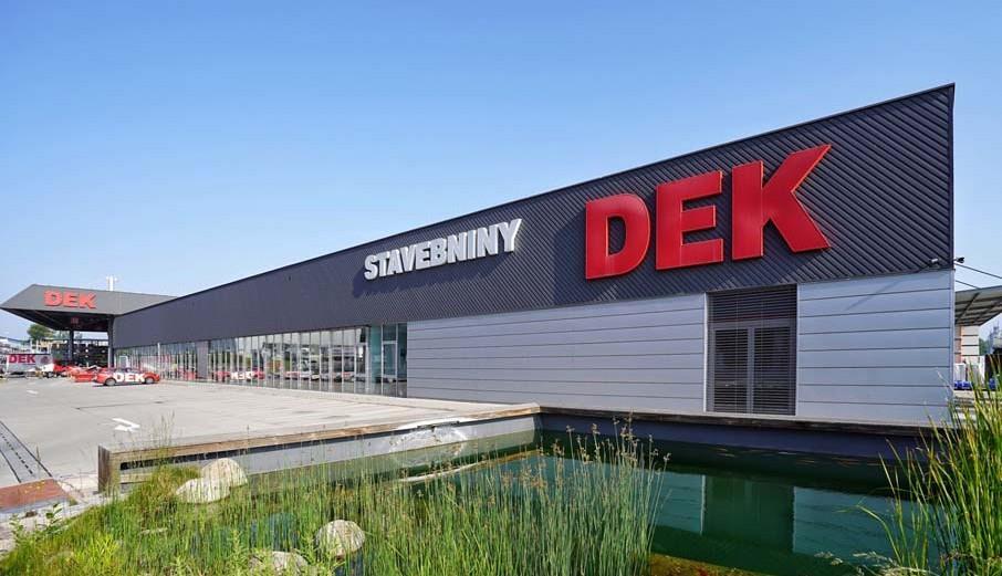 otevření poradenského centra pro výstavbu a rekonstrukci pod značkou Atelier DEK; otevření největší půjčovny stavebního a zahradního nářadí a strojů; velkokapacitní