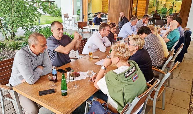 Tak by šlo ve třech znacích vyjádřit formát ještě předprázdninového setkání Klubu logistických manažerů.