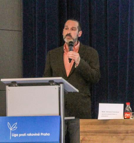 Informační zpravodaj důležitost prevence, osvětu a zodpovědné chování jedinců. V závěru sympozia dostal slovo MUDr. David Jilich z Kliniky infekčních nemocí 1.